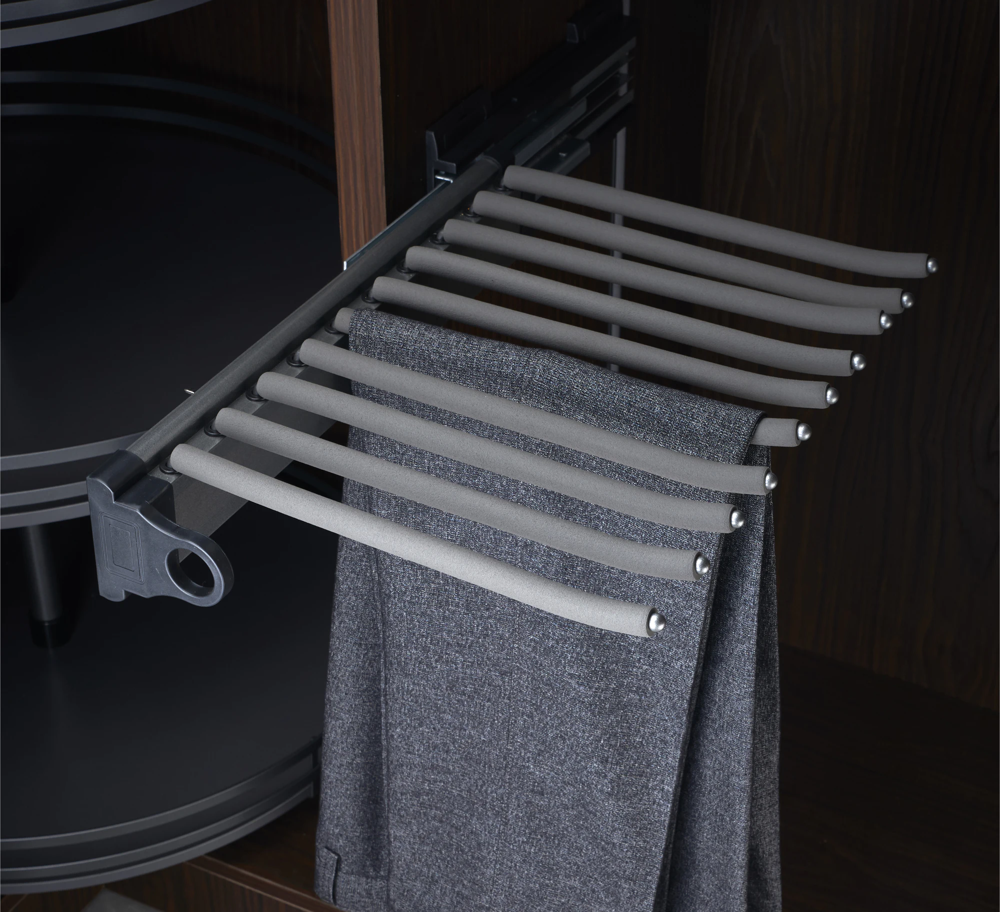 Leateral Pants rack