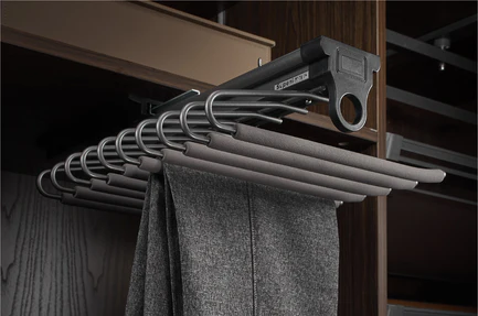 Top Mounted V-pants rack