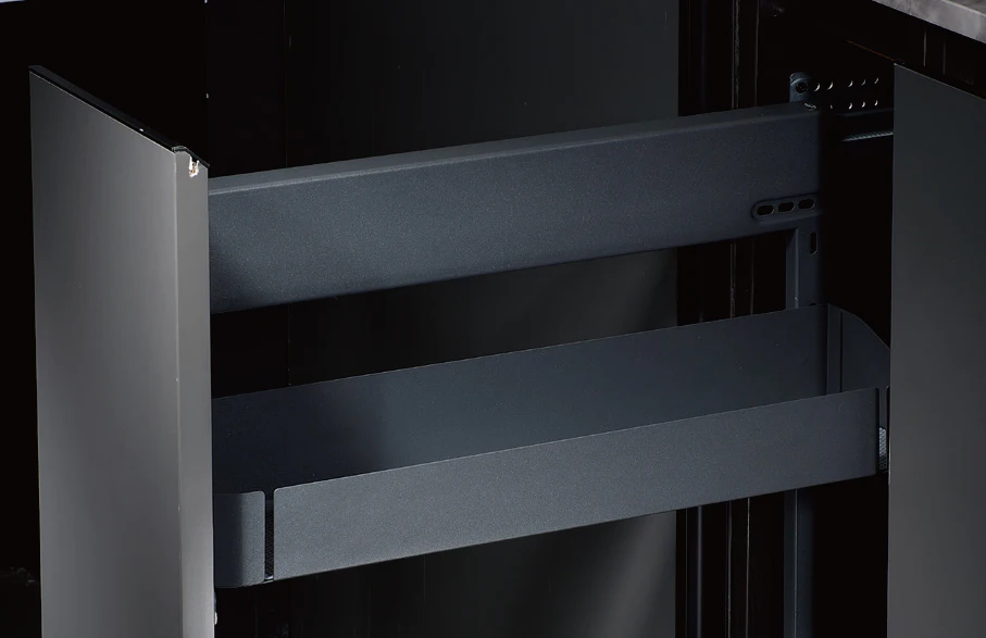 Metal Strap Pullout